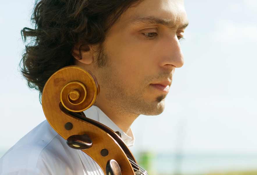 Ian Maksin Cellist